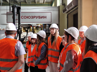 ЗА КУЛИСАМИ ИННОВАЦИЙ: ЭКСКУРСИЯ В ТЕХНОПАРКЕ