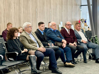 КРУГЛЫЙ СТОЛ «ЛИПЕЦК-РОБОТИКС»: ИТОГИ СТРАТЕГИЧЕСКОЙ ВСТРЕЧИ